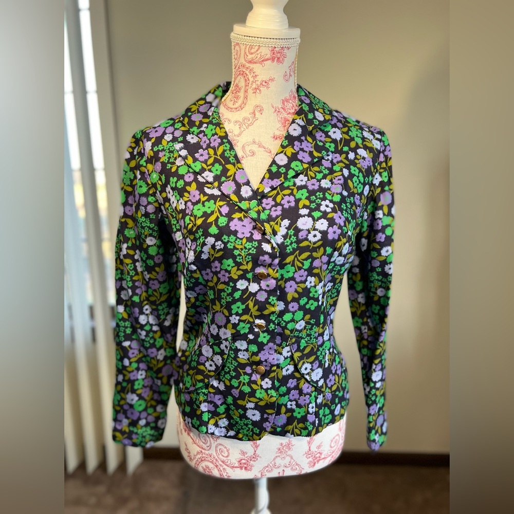 Vintage 2 piece J Crew like Womens Floral Jacket and Skirt Suit size Small